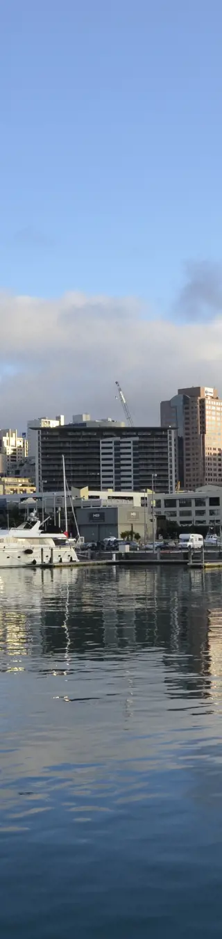 Schlemme in Aucklands Hafenviertel